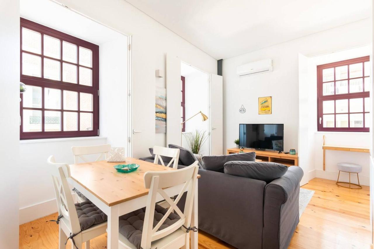 Neptuno Boutique Apartment - No Coracao Do Centro De Авейру Екстер'єр фото
